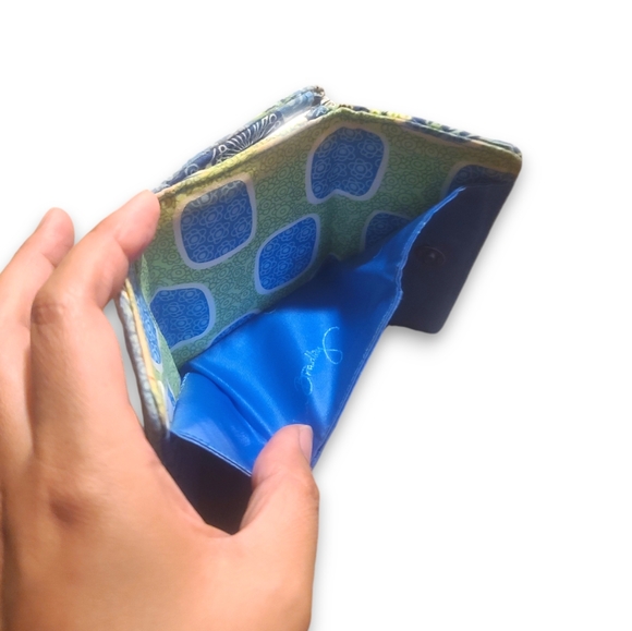 Vera Bradley Doodle Daisy Small Kisslock Wallet Blue and Green Snap Open - Picture 4 of 8